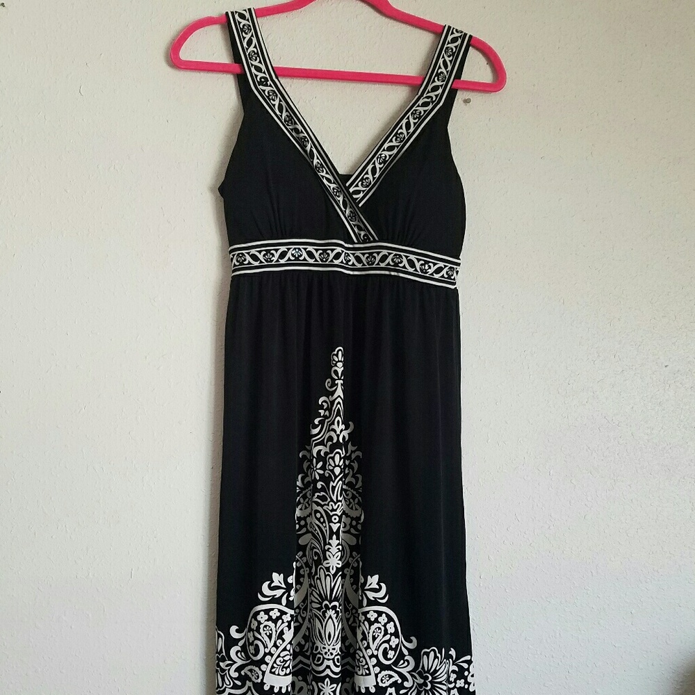 Woman's Apt 9 dress
